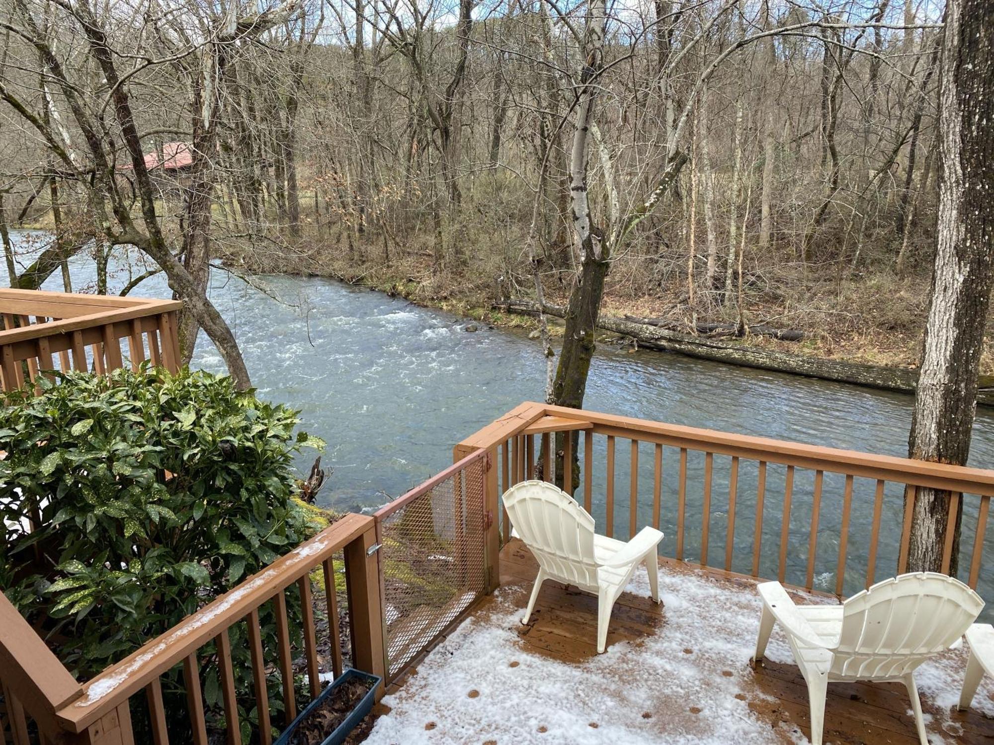 Gray'S Place On Cosby Creek - 2 Bedrooms, 2 Baths, Sleeps 6 Home Esterno foto